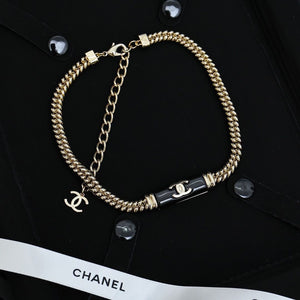 CHANE NECKLACE