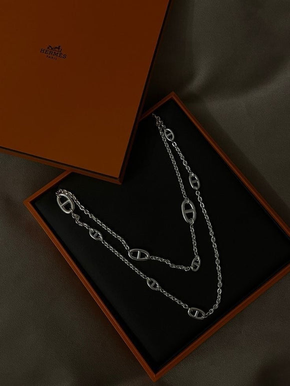 HERM NECKLACE