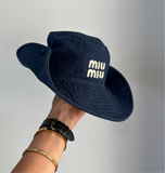 MIU HATמבחר צבעים