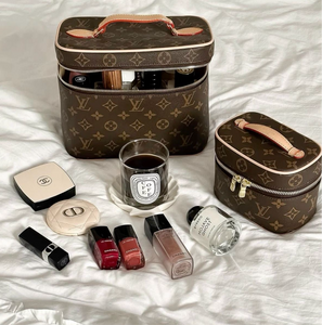 BAG LV MAKEUP