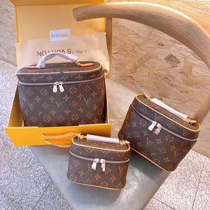 BAG LV MAKEUP