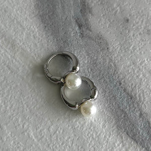 PEARL HOOPS SILVER